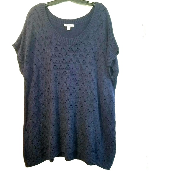 Old Navy Sweaters - 2X Old Navy Plus Size Cotton Sweater, Short Sleeve